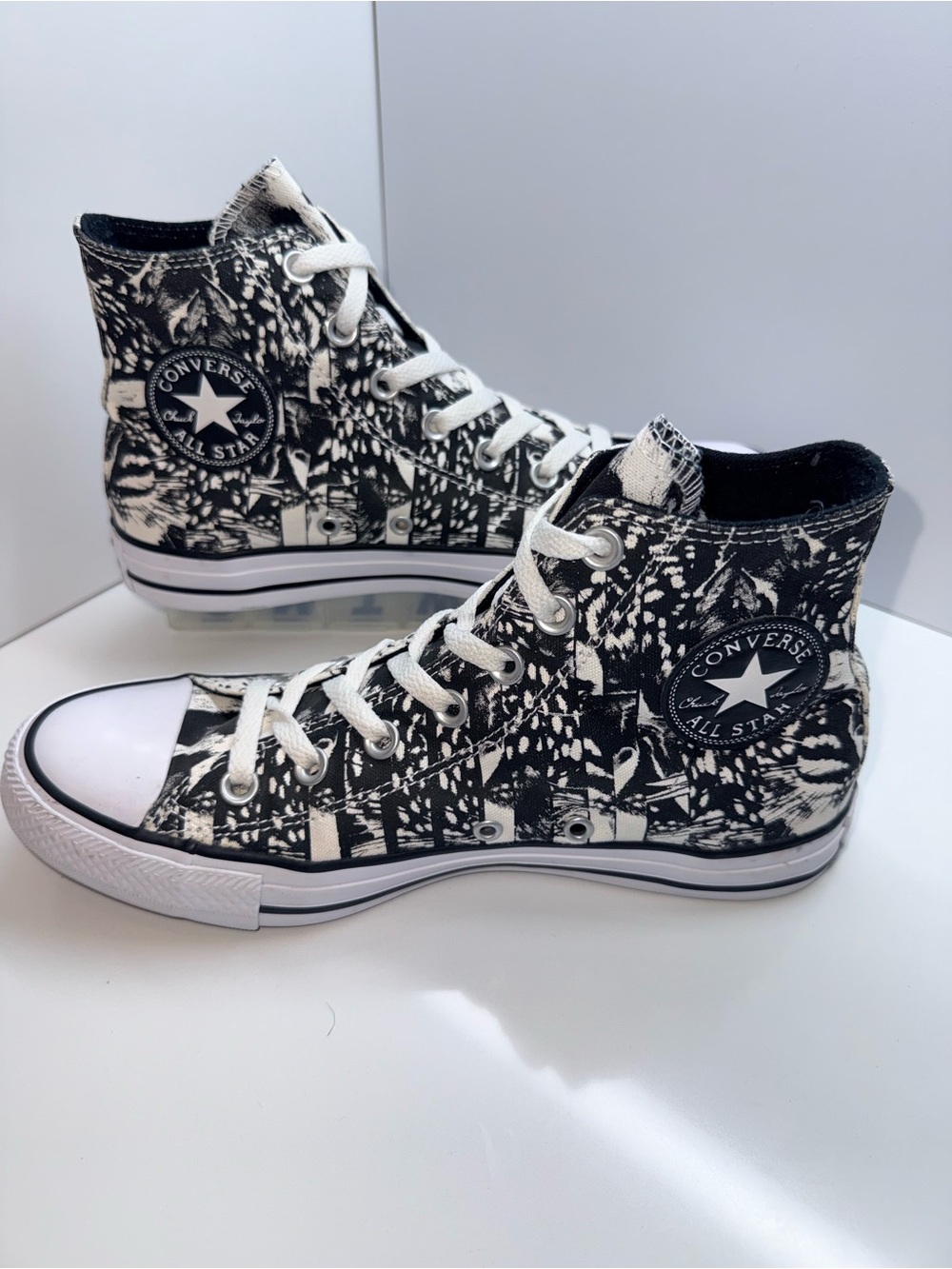 Converse Chuck Taylor All Star “Big Cat” / Snow Leopard High Tops M8/W9.5
